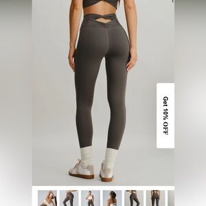 Brown High-Waisted Leggings